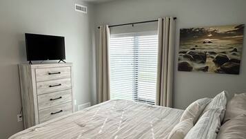 2 Schlafzimmer, Schreibtisch, Bügeleisen/Bügelbrett, kostenloses WLAN