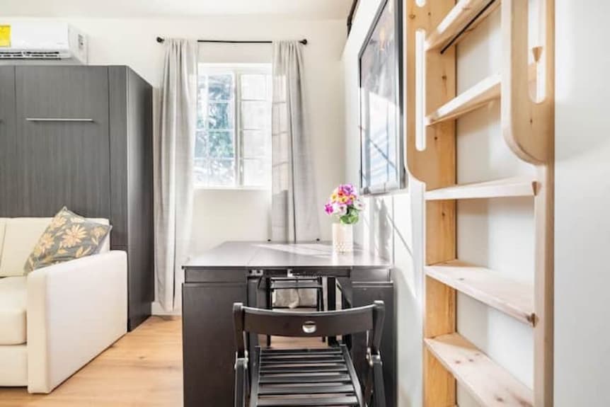 Guest House In Downey! - Downey, CA