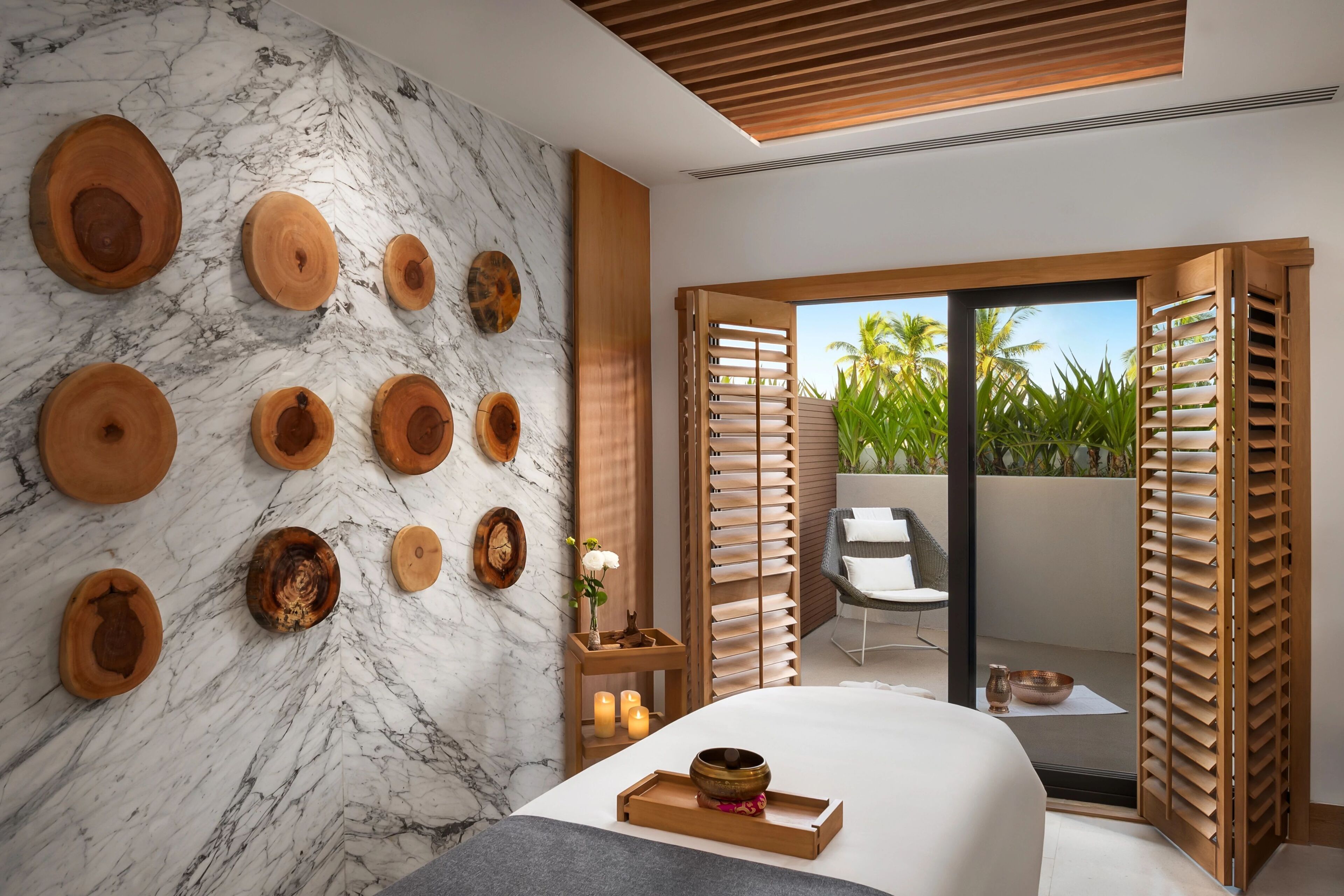 Behandelingskamers voor koppels, een sauna, een bubbelbad