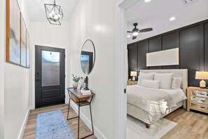 2 bedrooms, desk, iron/ironing board, travel cot