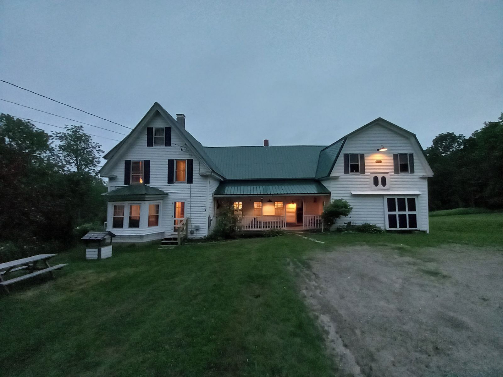 The Flatlander Farm in Orland 1hr to Acadia NP BBQ Firepit and Foosball 