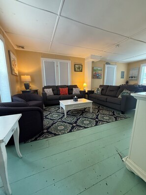 Smart TV y futbolito