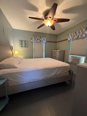 6 habitaciones, tabla de planchar con plancha y wifi gratis