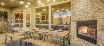 Golfers’ Stay & Family Play—Flex Check-In/Out; Pet Friendly; Super Game Room