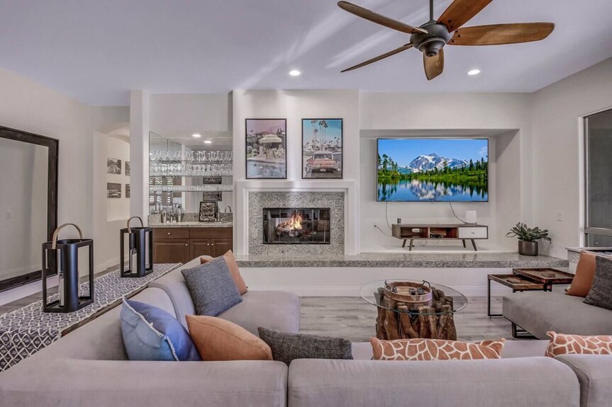 Golfers Stay & Family Playflex Check-in/out; Pet Friendly; Super Game Room - Indio, CA