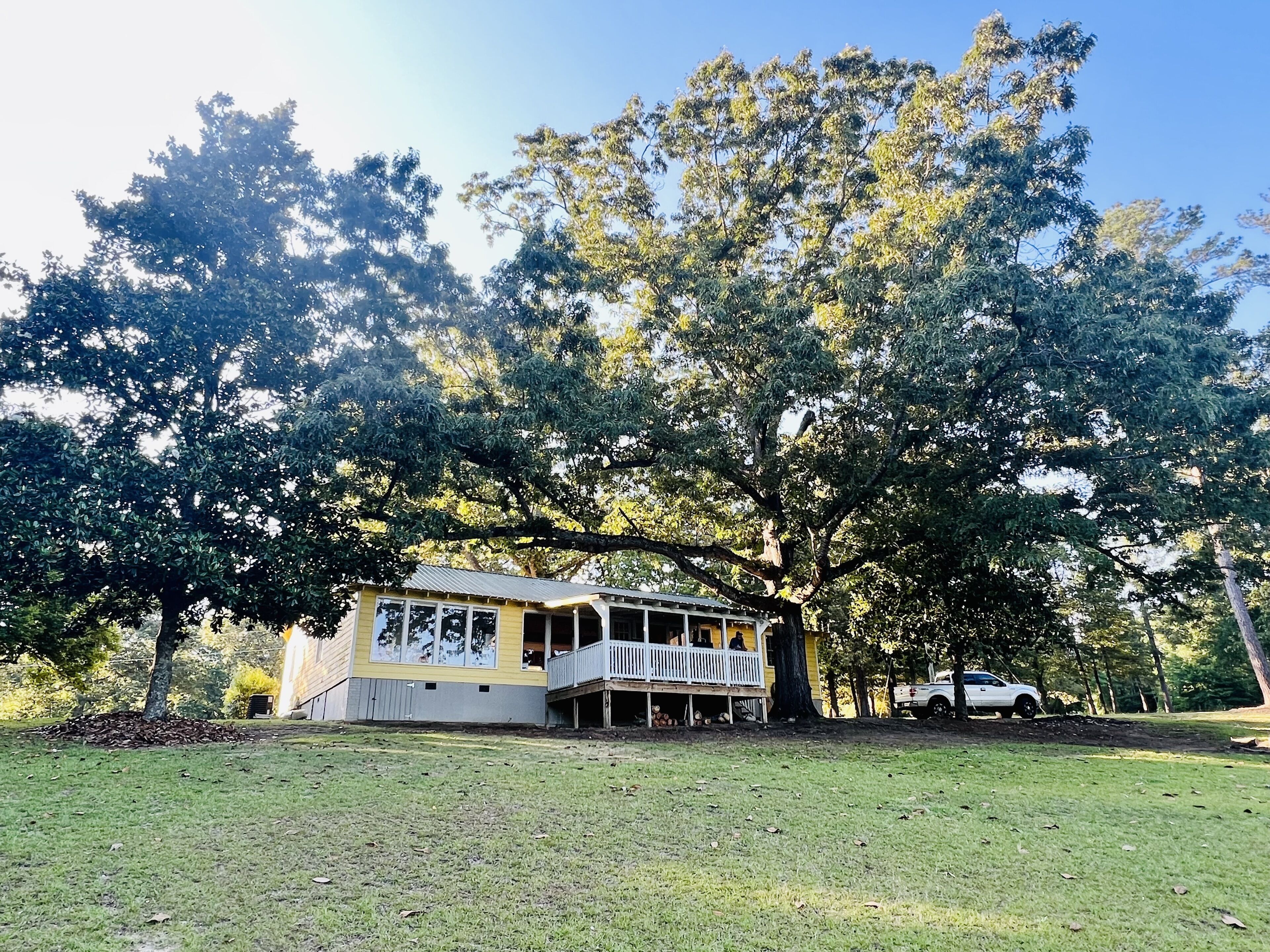 Big Oak: Fishing Getaway