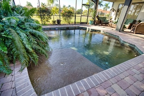 Piscine extérieure, piscine chauffée