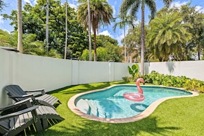 Beheizter Pool