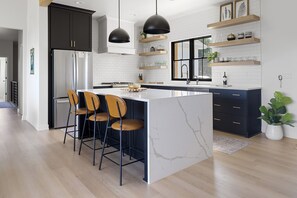 Fridge, microwave, oven, stovetop - Luxury Lakefront Home! Family Retreat. Private Beach & Perfect for Entertaining! (Two Rivers)