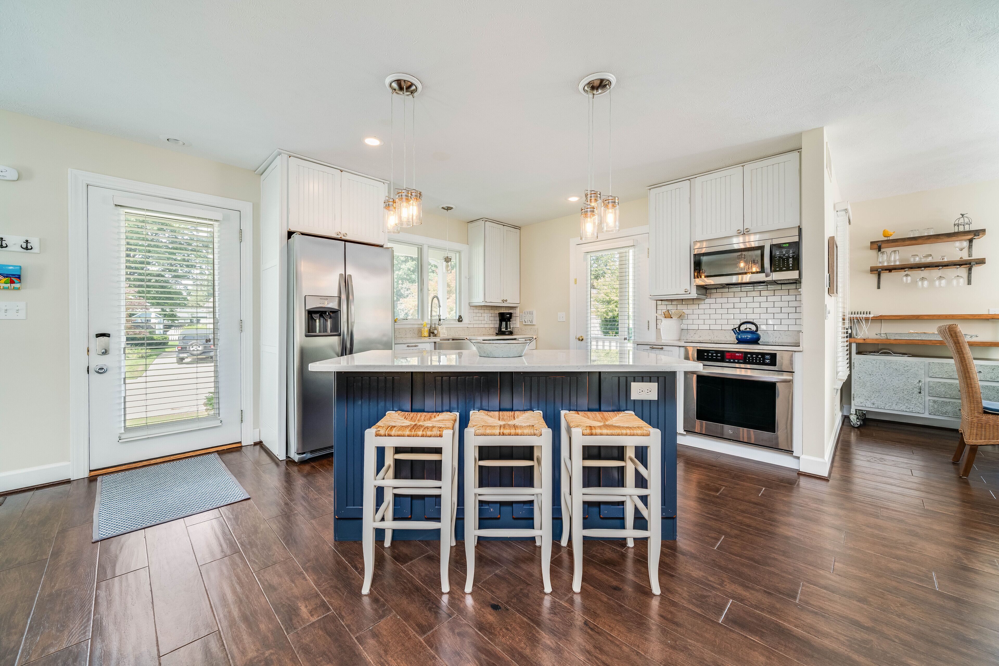 Renovated Home w/Fire Pit - 2 Blocks to Beach & Close to Town