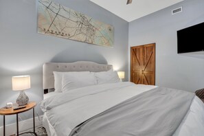 2 slaapkamers, een strijkplank/strijkijzer, wifi, beddengoed