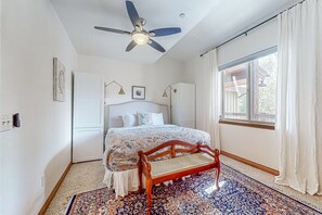 2 habitaciones, internet y ropa de cama
