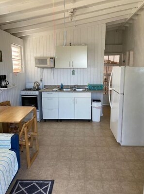 Fridge, microwave