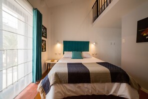 4 bedrooms, in-room safe, free WiFi