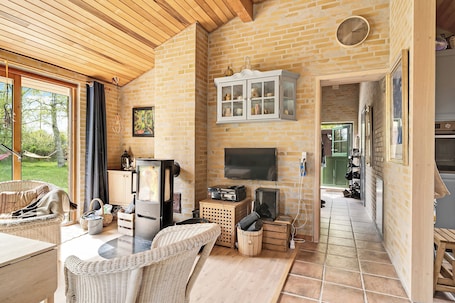 テレビ. Lovely summer villa in natural surroundings