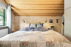 2 Schlafzimmer, Bügeleisen/Bügelbrett, kostenloses WLAN