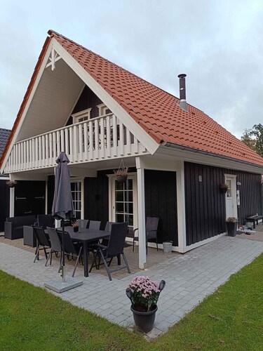 Summer house for relaxation and activity