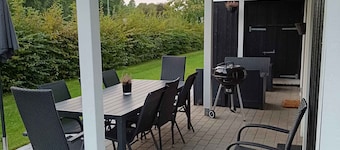 Summer house for relaxation and activity