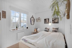 4 bedrooms, free WiFi