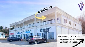 Exterior - Extra Spacious 2Bed w/Large Terrance + Amenities  (Petoskey)