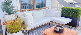 Extra Spacious 2Bed w/Large Terrance + Amenities 