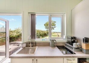 Fridge, oven, stovetop, toaster