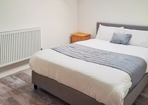 2 bedrooms - Luxury First Floor 2 bed Apartment (Mablethorpe)