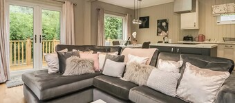 Deluxe lodge designed with luxury in mind.