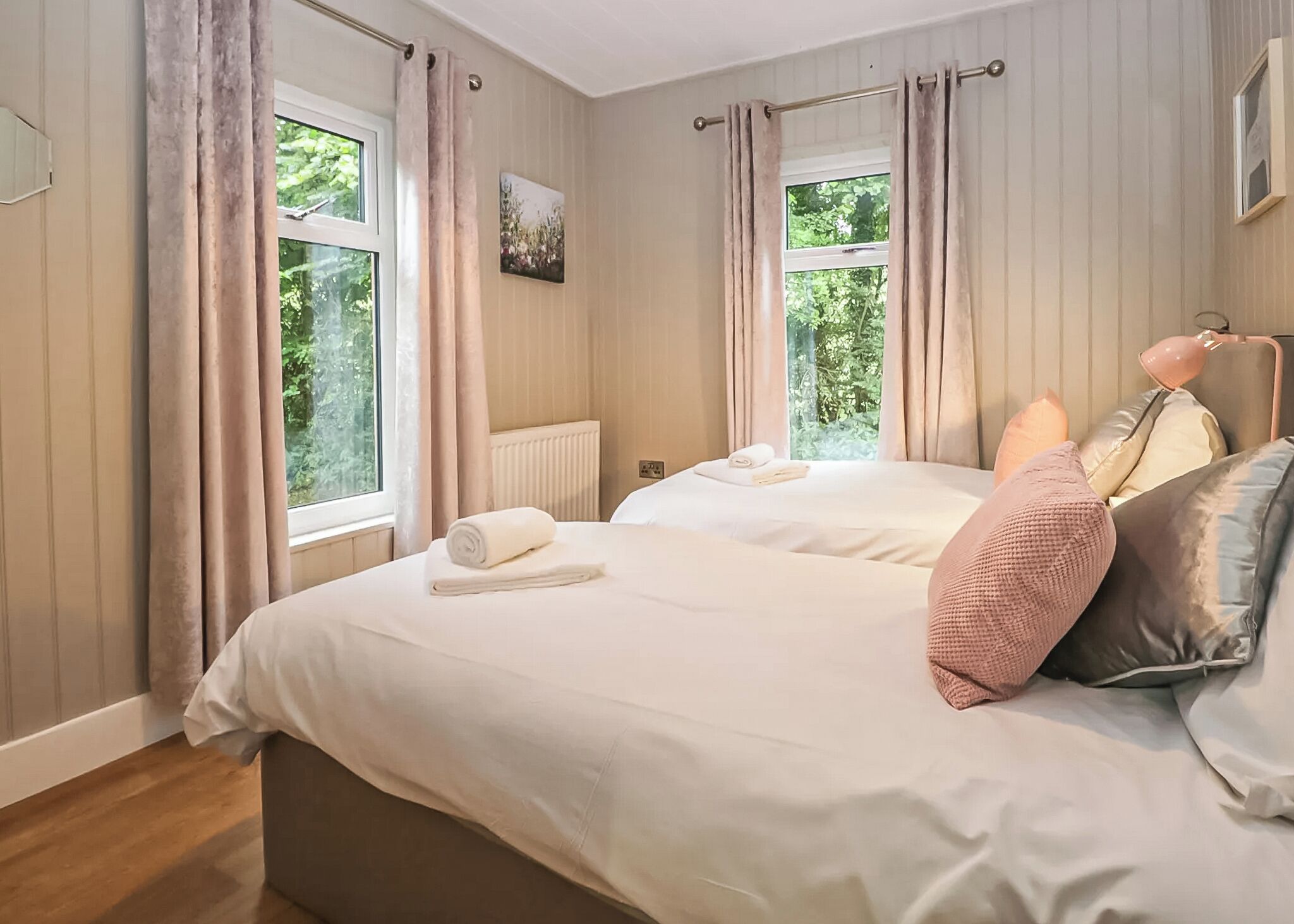 2 bedrooms