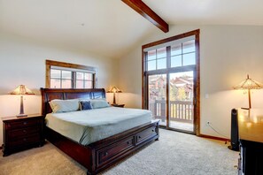 3 Schlafzimmer, Bügeleisen/Bügelbrett, Reisekinderbett, kostenloses WLAN