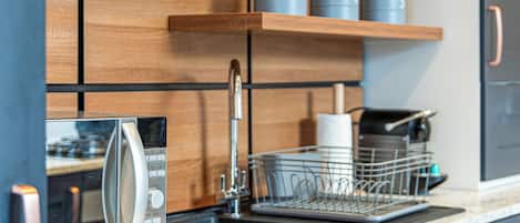 Fridge, oven, stovetop, toaster