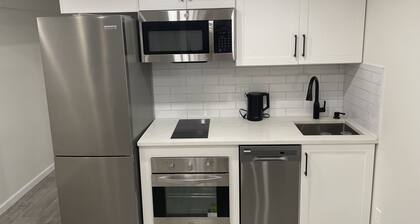 Brooklyn Gem: Steps from Prospect Park, Modern Comforts & Easy Manhattan Access