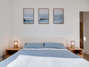 4 室のベッドルーム、WiFi、ベッドシーツ