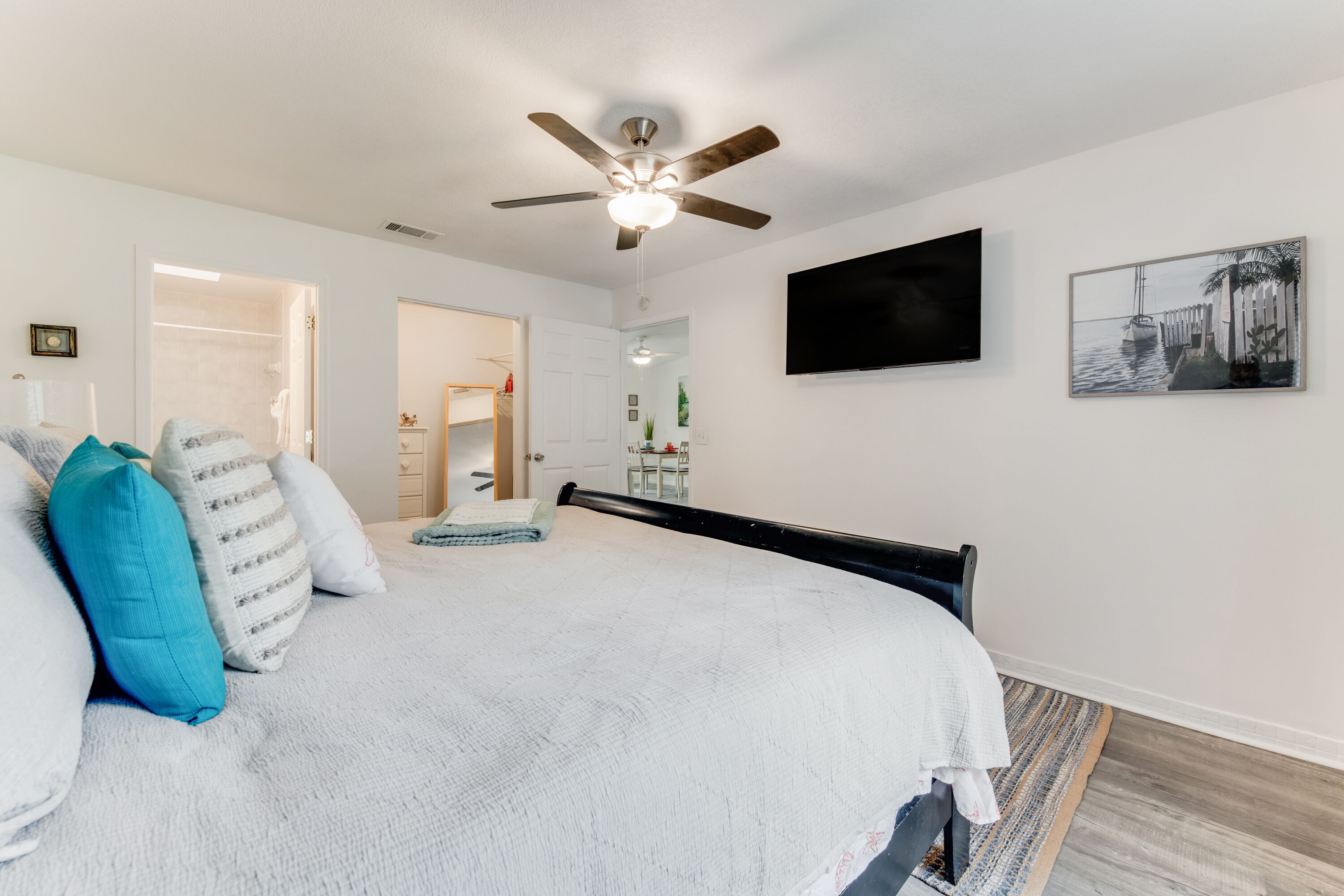 3 quartos, escrivaninha, ferros/tábuas de passar roupa, Wi-Fi