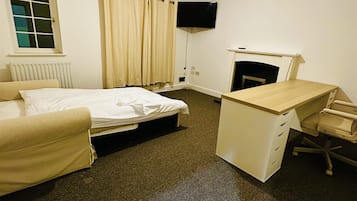 5 chambres, fer et planche Ă  repasser, Wi-Fi, draps fournis