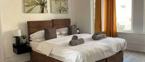 1 bedroom, WiFi, bed sheets