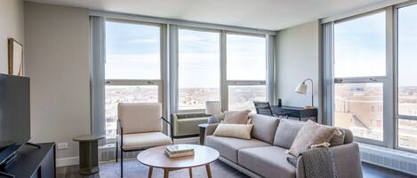 Fernseher, Stereoanlage