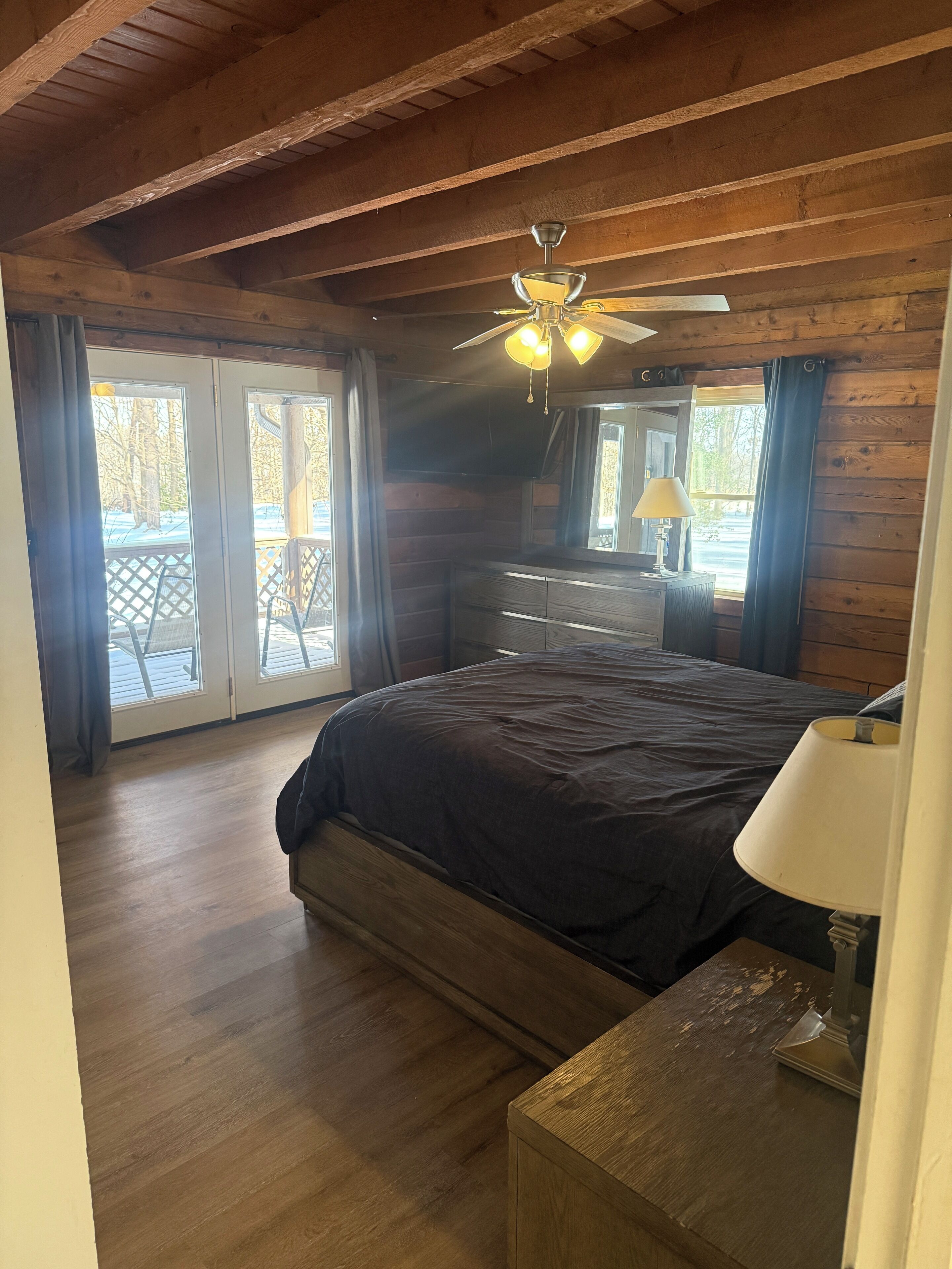 3 bedrooms, desk, free WiFi, bed sheets