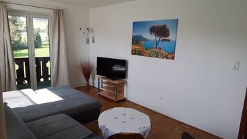 Fernseher, Stereoanlage