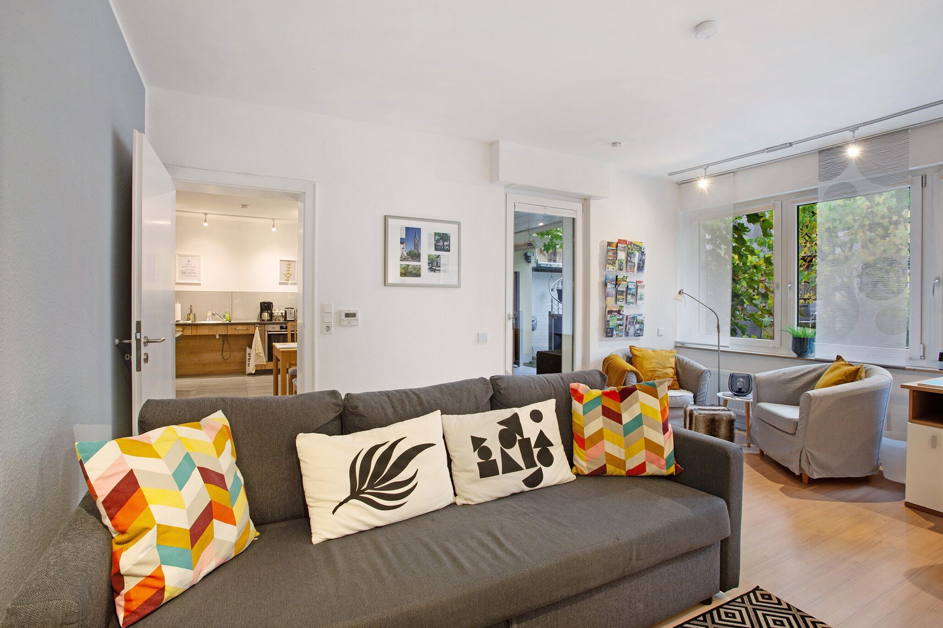 Fernseher, DVD-Player, Stereoanlage