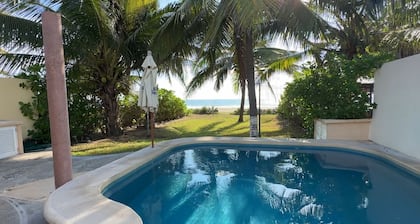 Casa Mana: Playa Blanca beachfront home w/private pool and outdoor kitchen