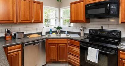 Gem in West Dsm | 4BD/3BA Home | Perfect Location