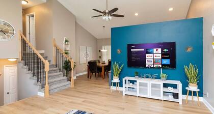 Gem in West Dsm | 4BD/3BA Home | Perfect Location