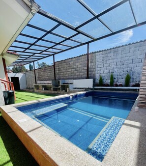 Outdoor pool, a heated pool