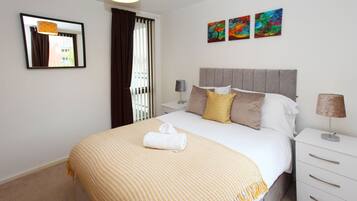 1 bedroom, iron/ironing board, Internet, bed sheets