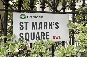 Apartment - Grand Studio Suite in Historic Camden Terrace (London)