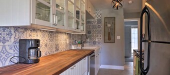 Tranquil Bungalow: Your Gateway to Desert Bliss!