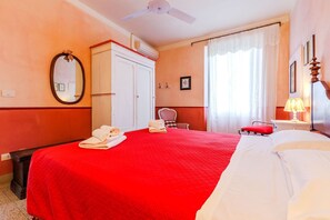 2 bedrooms