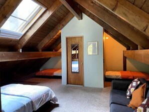3 bedrooms, WiFi, bed sheets - Beautiful Cabin Gated Park Pinecrest Dodge Ridge (Long Barn)