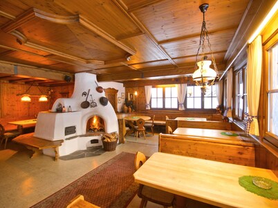 Dreamlike alpine house in Mayrhofen near the lift